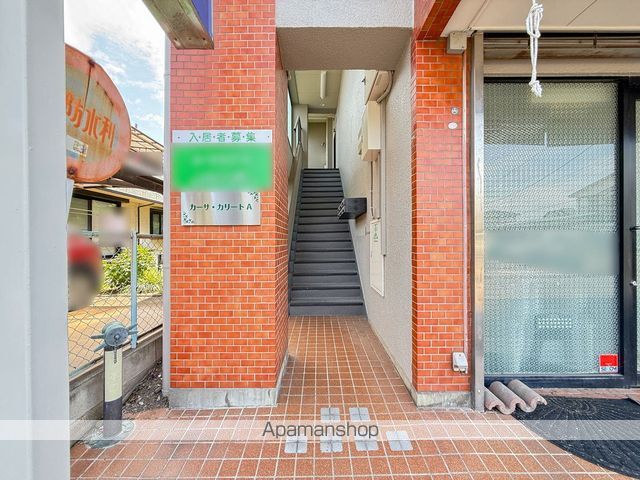 カーサカリートAの玄関写真