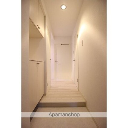 アソシエール千川[3DK/57.17m2]の玄関