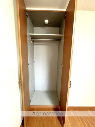 ロイヤルハイツ[1LDK/41.04m2]の収納