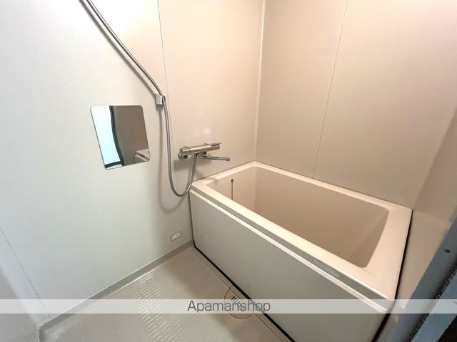 和歌山県和歌山市吹上４丁目[2LDK/65.3m2]のバス