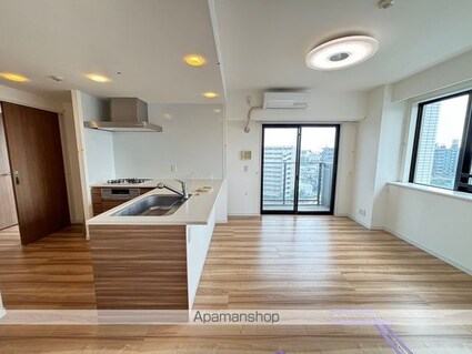 セルアージュ横濱鶴見アストレ[3LDK/63.32m2]のリビング・居間