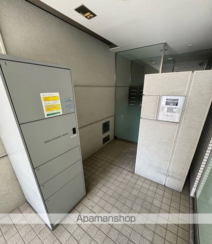 LAVISの玄関写真