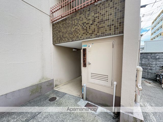青葉ハイツの玄関写真