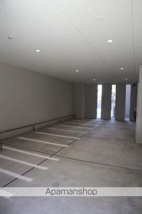 Ｎ’ｓ　ＰＡＲＫ　Ｒｅｓｉｄｅｎｃｅ　高田馬場[1LDK/46.92m2]の駐車場
