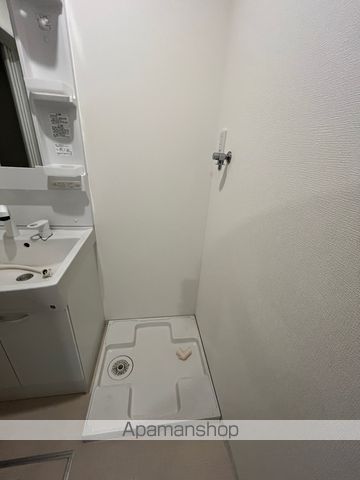 TROIS五輪の内装写真