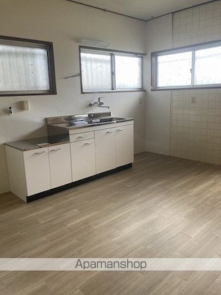 永穂戸建（１８０－４）[6DK/119.26m2]のキッチン