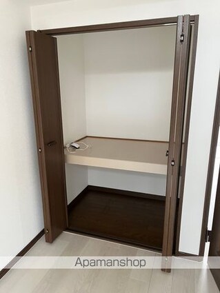 ホワイトキャッスル南小泉ビレジＤ棟[1K/23.79m2]の収納