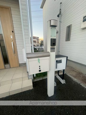 東武鉄道野田線 運河駅 徒歩15分 2階建 築5年の玄関写真