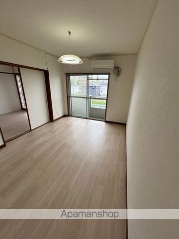 甲子ハイツの内装写真