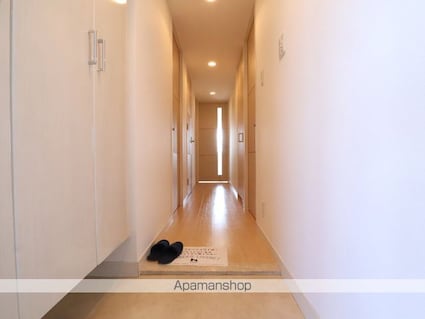 ステラートシティ桜山[3LDK/72.51m2]の玄関