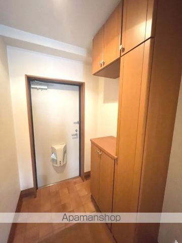 ヴェルソーIII番館の内装写真