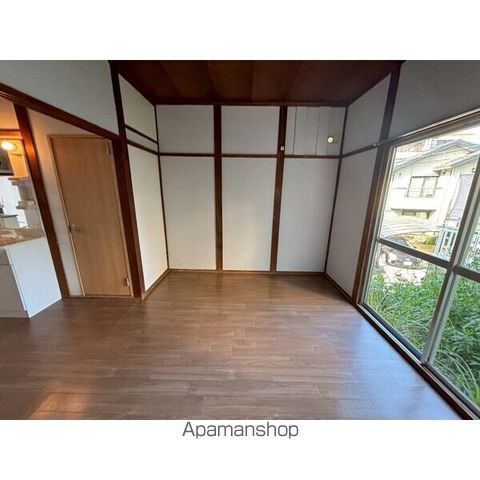 グランズ自由ヶ丘の内装写真