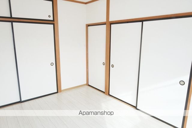 apartment 埼玉県入間市高倉１丁目9-54
地図を見る