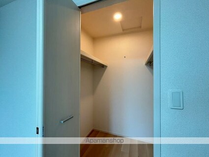 モンパルナス[2LDK/58.6m2]の収納