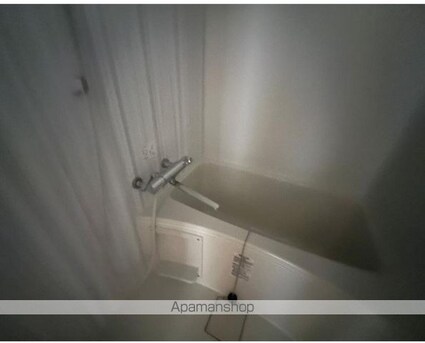 東京都世田谷区三軒茶屋２丁目[1LDK/38.36m2]のバス