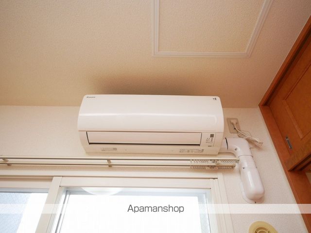 CANVASSすすきのの内装写真