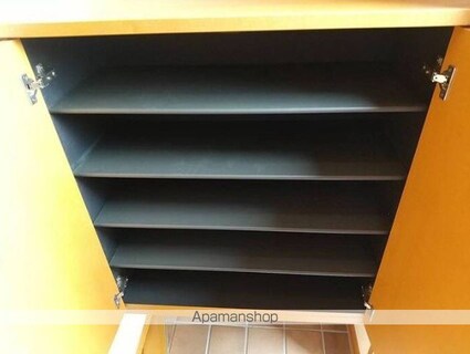 東京都武蔵村山市岸１丁目[1LDK/40.98m2]の玄関