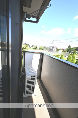 コリーヌ Cの内装写真