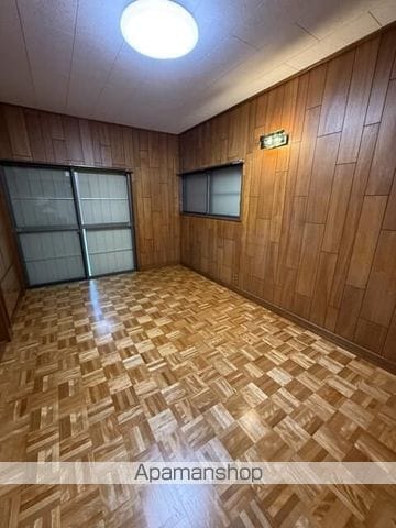 三鷹市 2階建 築50年の内装写真