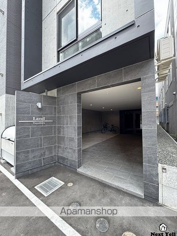 LAND TOYOHIRAの玄関写真