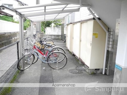 エステート小島[2LDK/55.48m2]の共用部