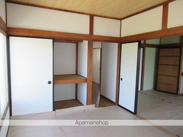 コーポ秀峰A棟の内装写真