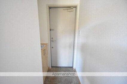 メリディアン国見弐番館[1R/24.66m2]の玄関