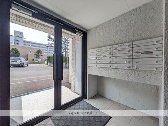 AUBEの玄関写真