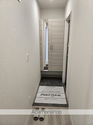 Ｄーｒｅｓｉｄｅｎｃｅ曙町１丁目[1LDK/37.09m2]の玄関