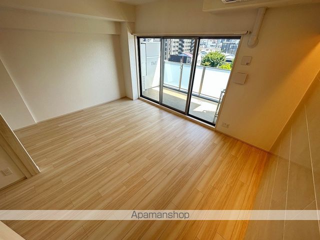 PREGIO 塚本ASIANの内装写真