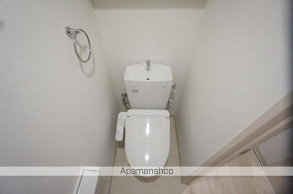 愛媛県松山市緑町１丁目[1K/24.36m2]のトイレ