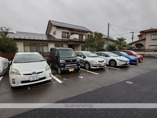テラスハウス台原Iの玄関写真