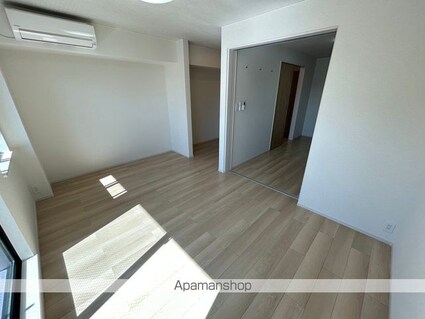 ウエスト　コミタリアⅢ[1LDK/42.59m2]の内装2