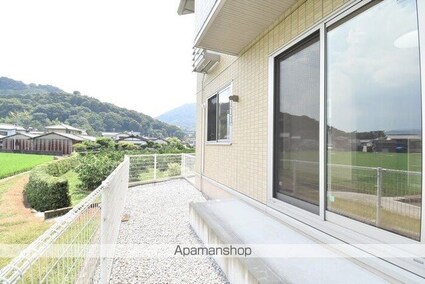 Ｇｒｅｅｎ　Ｒｏｓｅ[2LDK/53.61m2]のバルコニー