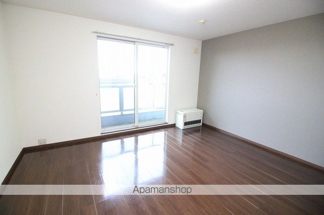 Residence U 駅前の内装写真