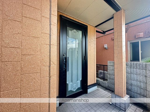 名古屋市名港線 東海通駅 徒歩3分 2階建 築31年の内装写真