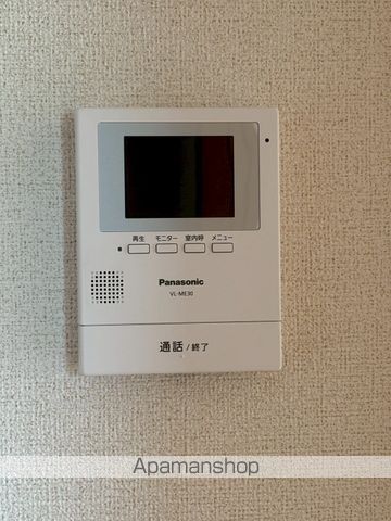 コンフォルターブルIIIの内装写真