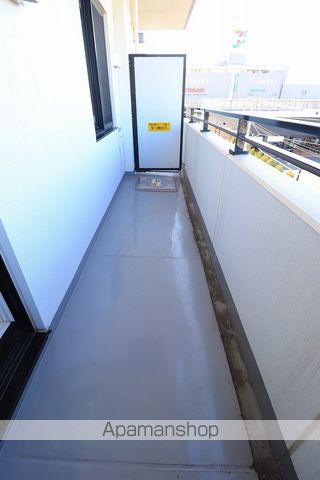 F114の内装写真
