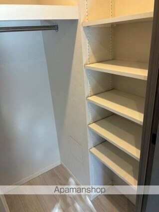 コハク新中野[1K/31.02m2]の収納