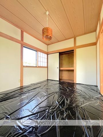 持地貸家の内装写真