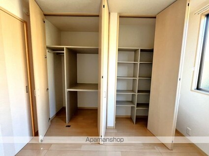 リブエールカーサ[2LDK/50.78m2]の収納