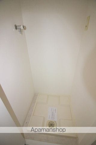フロンティアタワー九条IIIの内装写真
