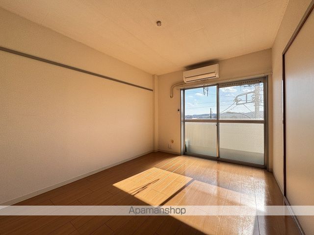 新村ハイツの内装写真