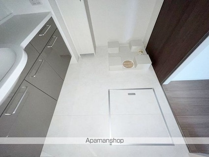 Ｇｒａｎｄーｒｏｏｍ衣山[2LDK/58.76m2]の内装1
