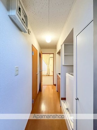 レオパレスサンシン[1K/19.87m2]の玄関