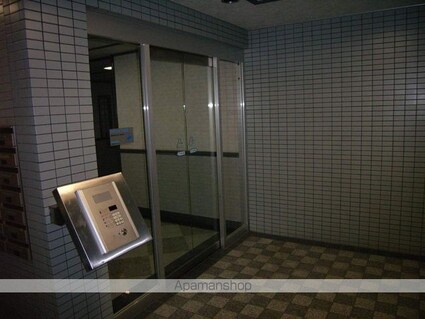 東京都江東区富岡２丁目[1R/24.17m2]のエントランス
