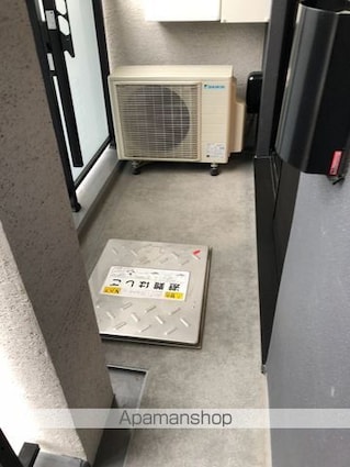 シーズンフラッツ新大塚[1LDK/51m2]のバルコニー