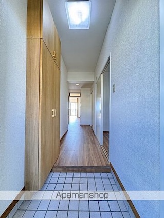 マンショングリーン立川[3LDK/69.4m2]の玄関