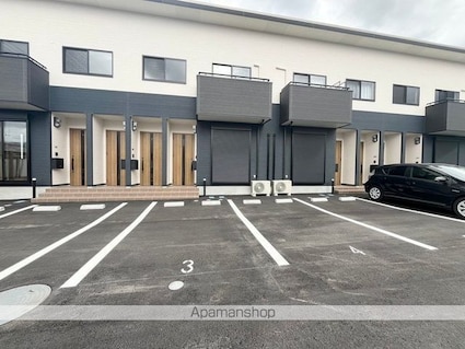 和歌山県岩出市清水[1LDK/47.2m2]のエントランス