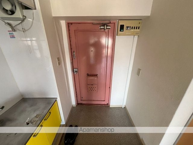 メゾンカフカスの内装写真